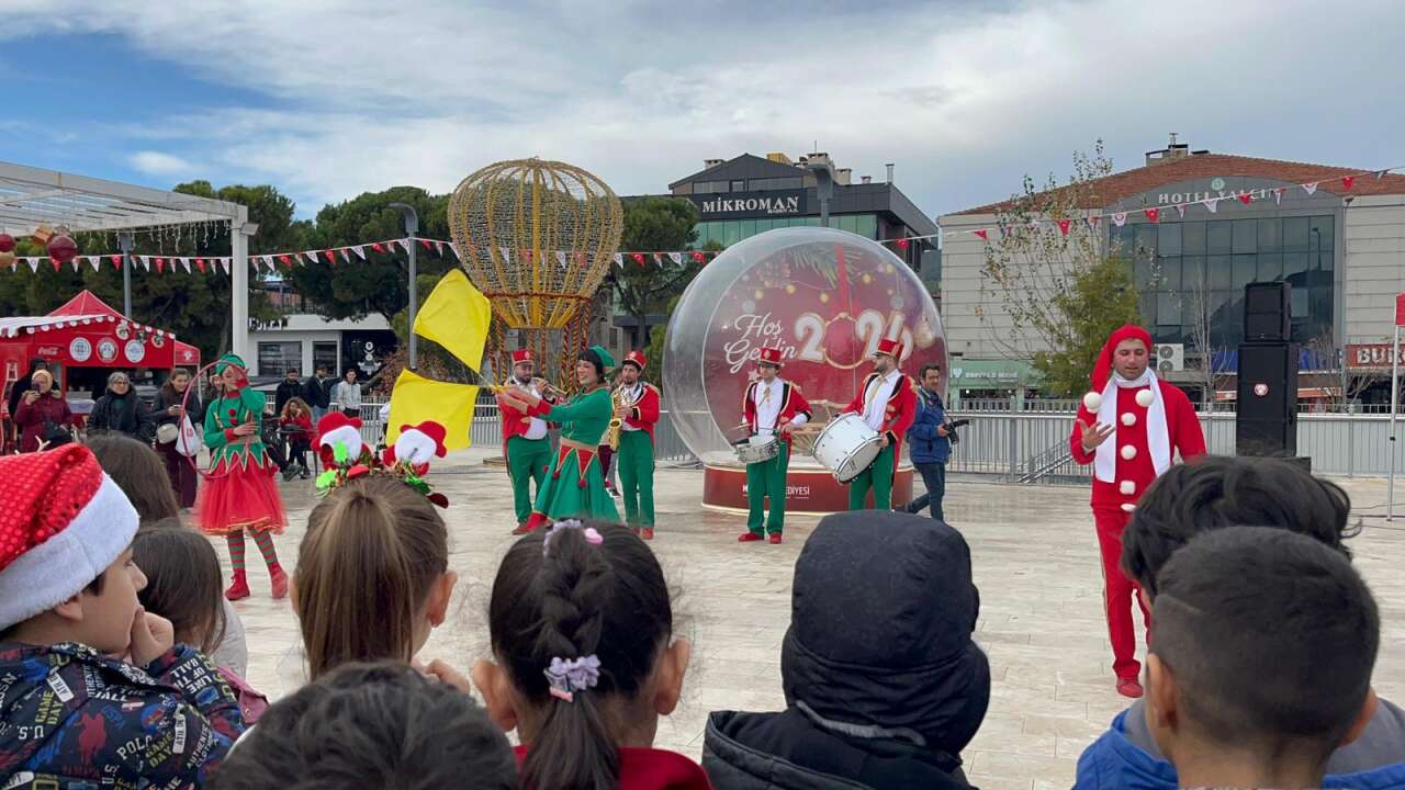 Menteşe’de Yılbaşı Korteji Coşkusu 4